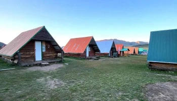 Tsagaan gol resort - Булган