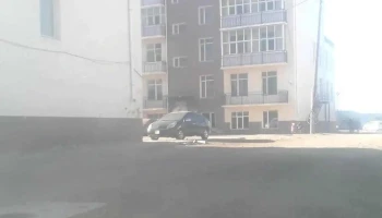 Б байр - Ховд