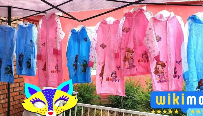 Delgerekh Oiuu Khuukhdiin Khuvtsasny Delguur Dotor Tal - Сүхбаатар