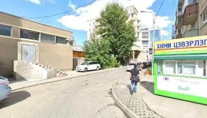 Geeks -  Gudamzh Kharakh Bolon 360deg - Улаанбаатар