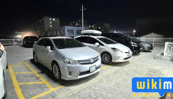 Ikh Soion Zochid Buudal Restoran Bugd - Сайншанд