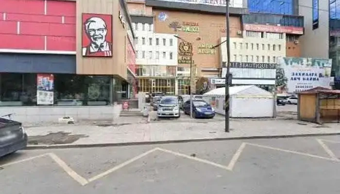 Kfc -  Gudamzh Kharakh Bolon 360deg - Улаанбаатар