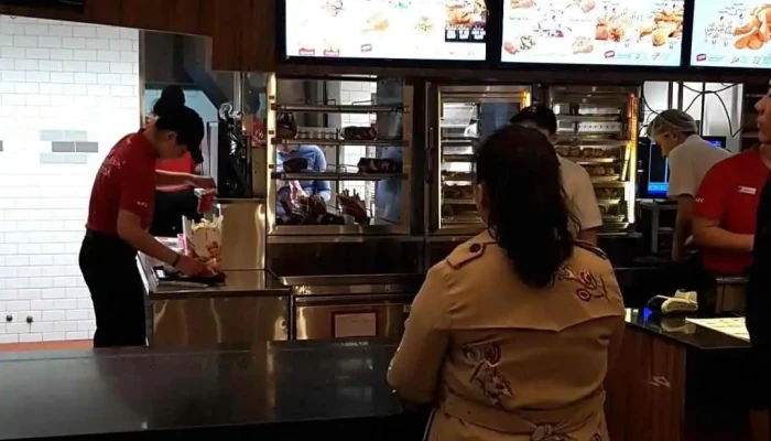 Kfc -  Uur Amsgal - Улаанбаатар