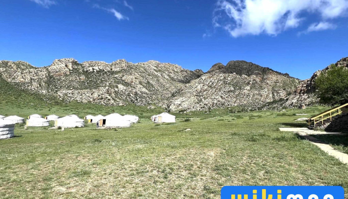 Khankhar Uul Tourist Camp Ar Mongol Travel Zochdoos - Улааншивээт