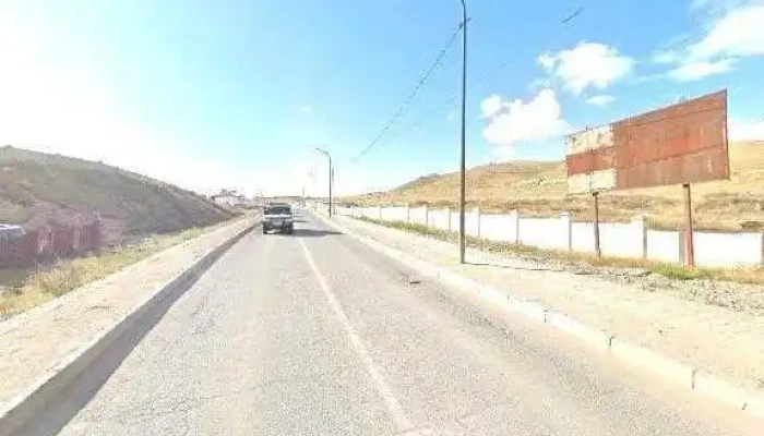 Sambalkhundeviin 2 R Zogsool Khoid Bugd - Улаанбаатар