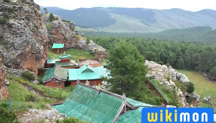 Tovkhon Khiid Bugd - Өвөрхангай