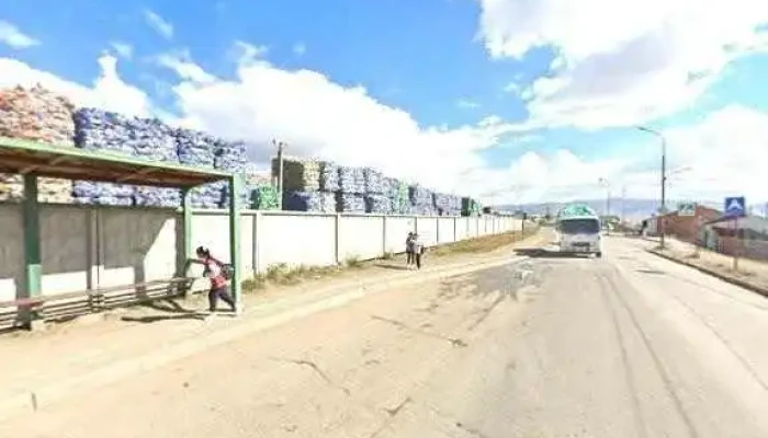 Ulaan Chuluut Zavsar Bugd - Улаанбаатар