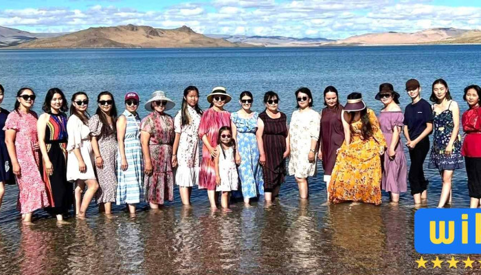 Ulaan Uul -  Bugd - Улаанбаатар