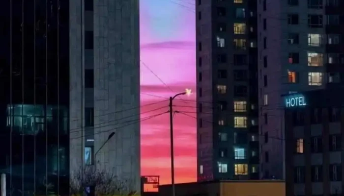 Uran Gan Khkhk Suuliin - Улаанбаатар