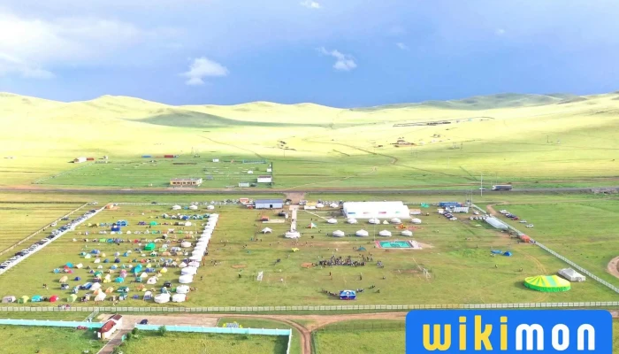 Uukhain Duu Camp Dotor Tal - Төв