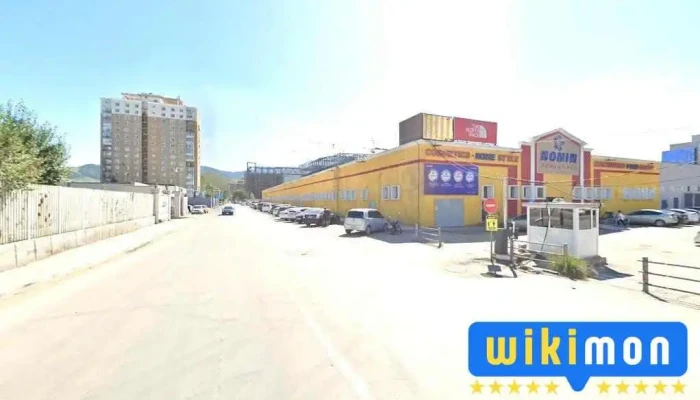 Автомашины зогсоол - Улаанбаатар