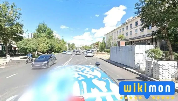 Автомашины зогсоол - Улаанбаатар